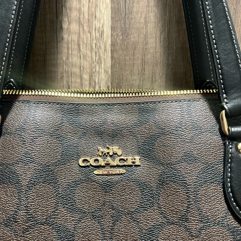 Coach Brown and Black Signature Tote Purse Bag Zip up